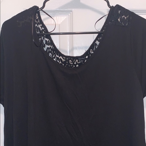Black lace top tunic - Picture 2 of 3